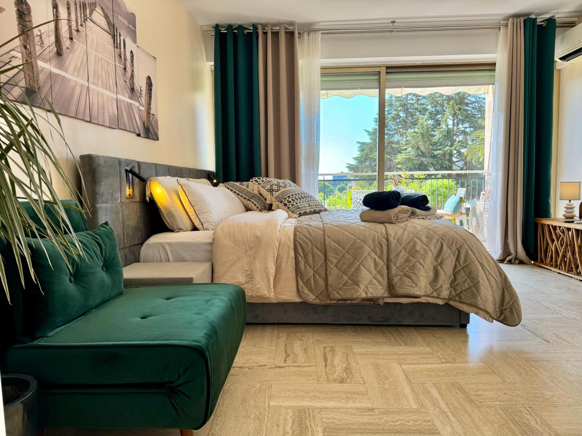 My Resid Appart Cannes Marina Vue Piscine Mandelieu 外观 照片